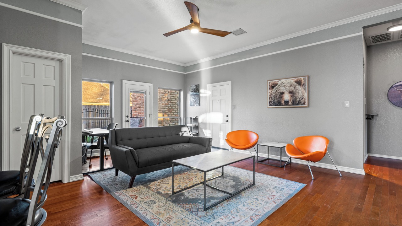 Photo of Livingroom in Bedford