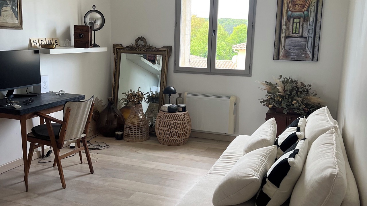 Photo of Livingroom in Barjac