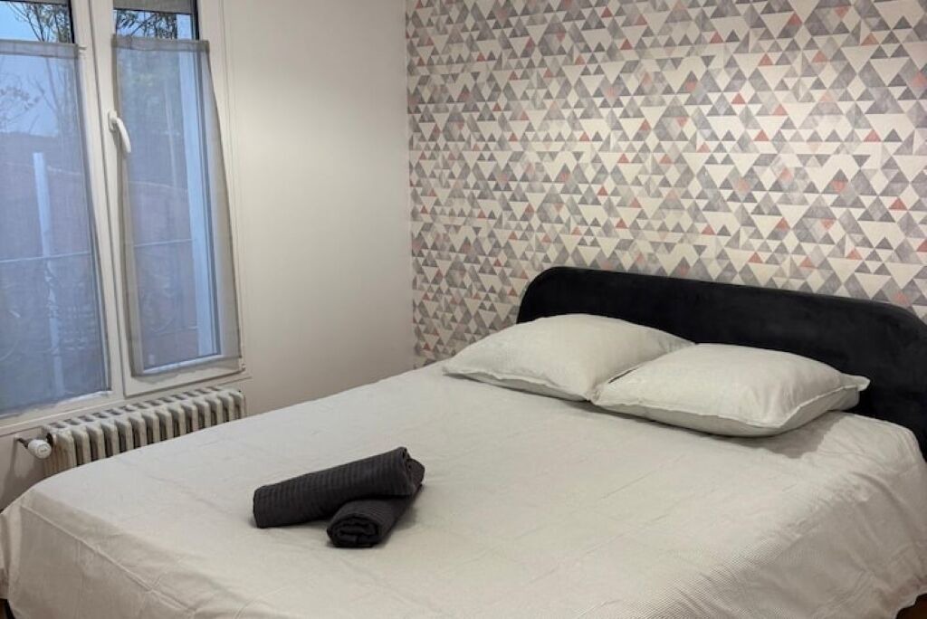 Photo of Bedroom in Savigny-sur-Orge