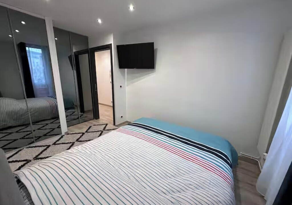 Photo of Bedroom in Centre