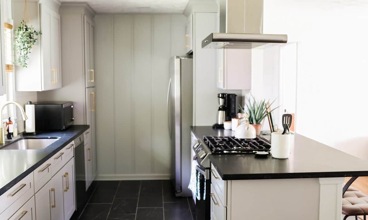 Photo of Kitchen in College Hills Estates