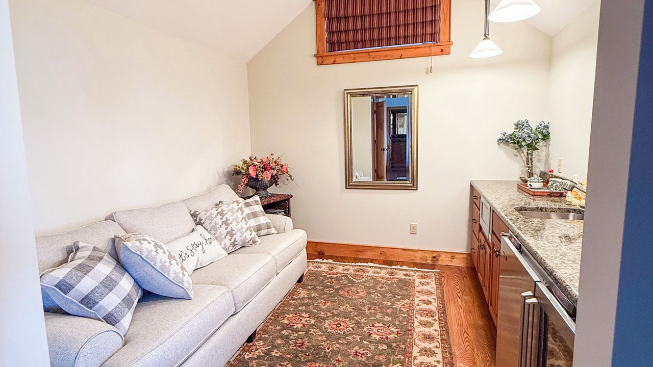 Photo of Others in Diamond Point