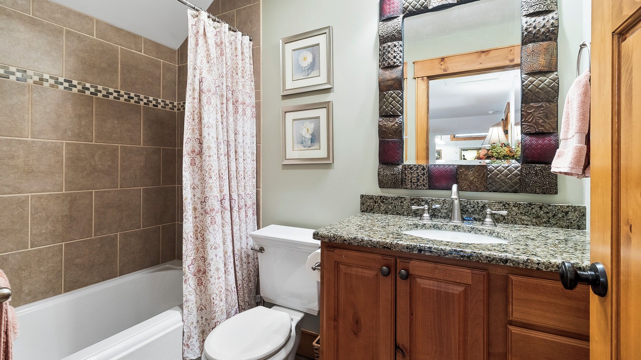 Photo of Bathroom in Diamond Point