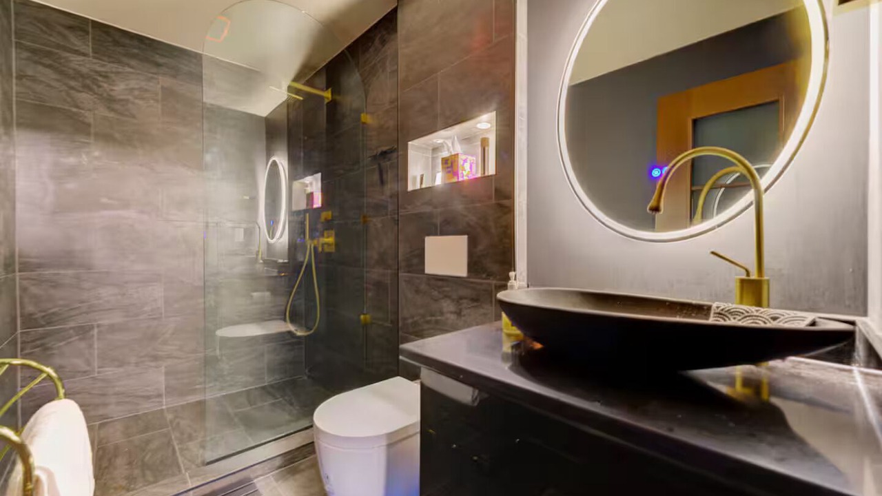 Photo of Bathroom in SeaTac