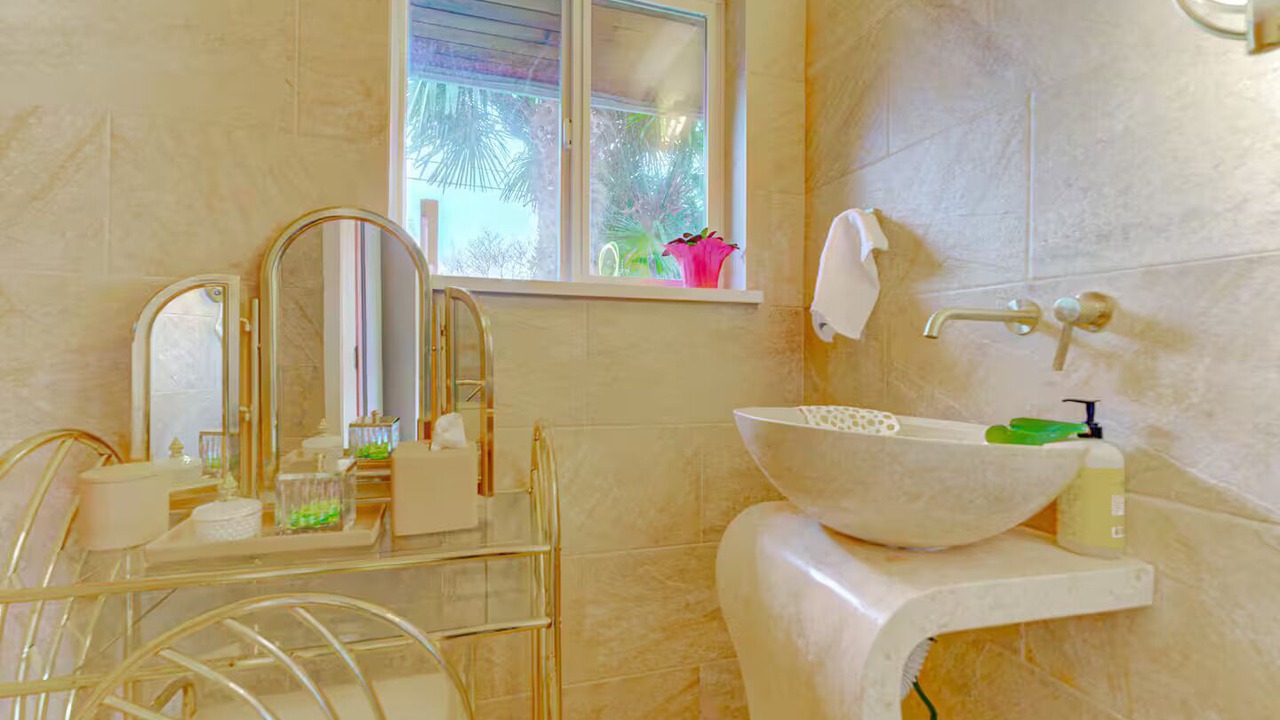 Photo of Bathroom in SeaTac