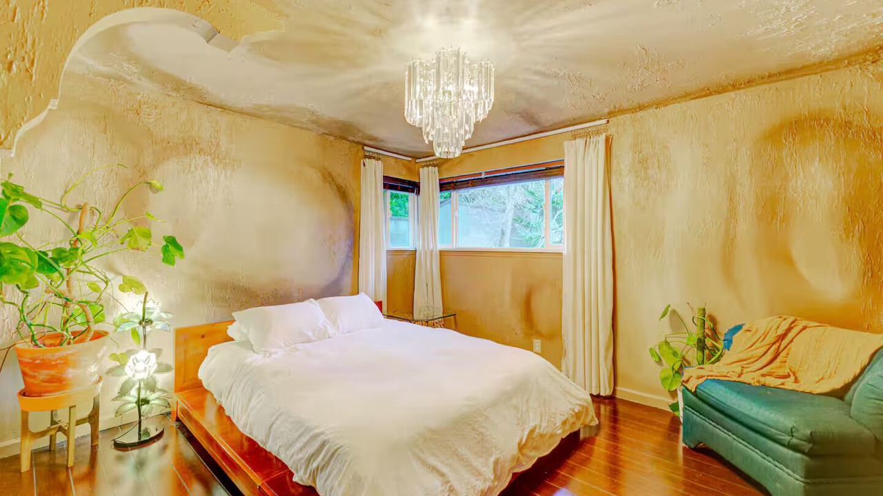 Photo of Bedroom in SeaTac