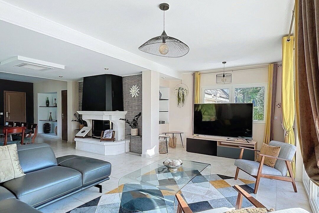 Photo of Livingroom in Samoreau