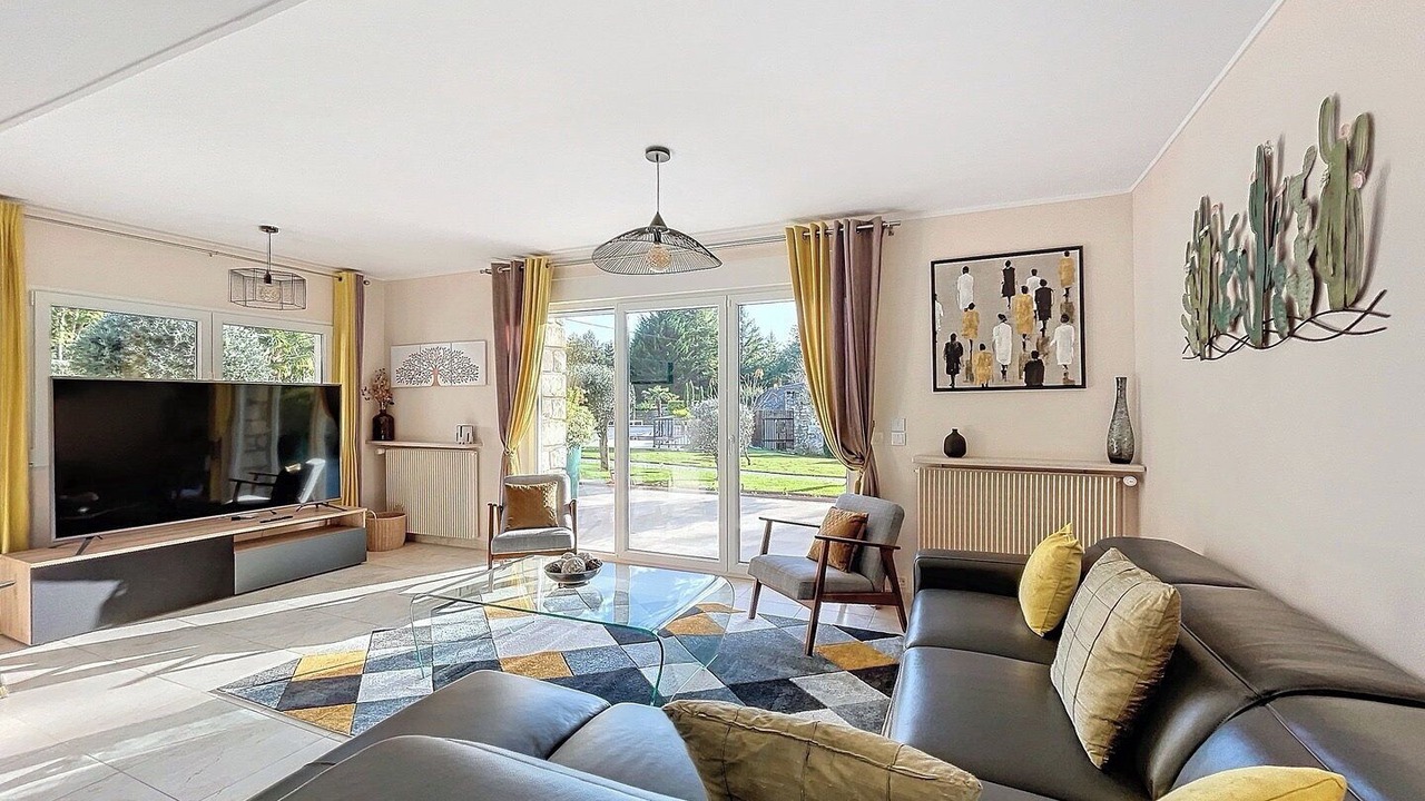 Photo of Livingroom in Samoreau