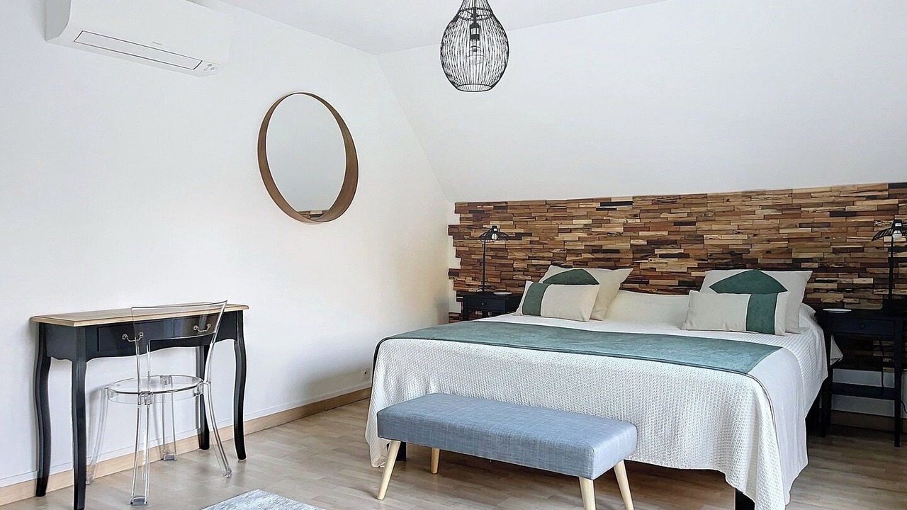 Photo of Bedroom in Samoreau