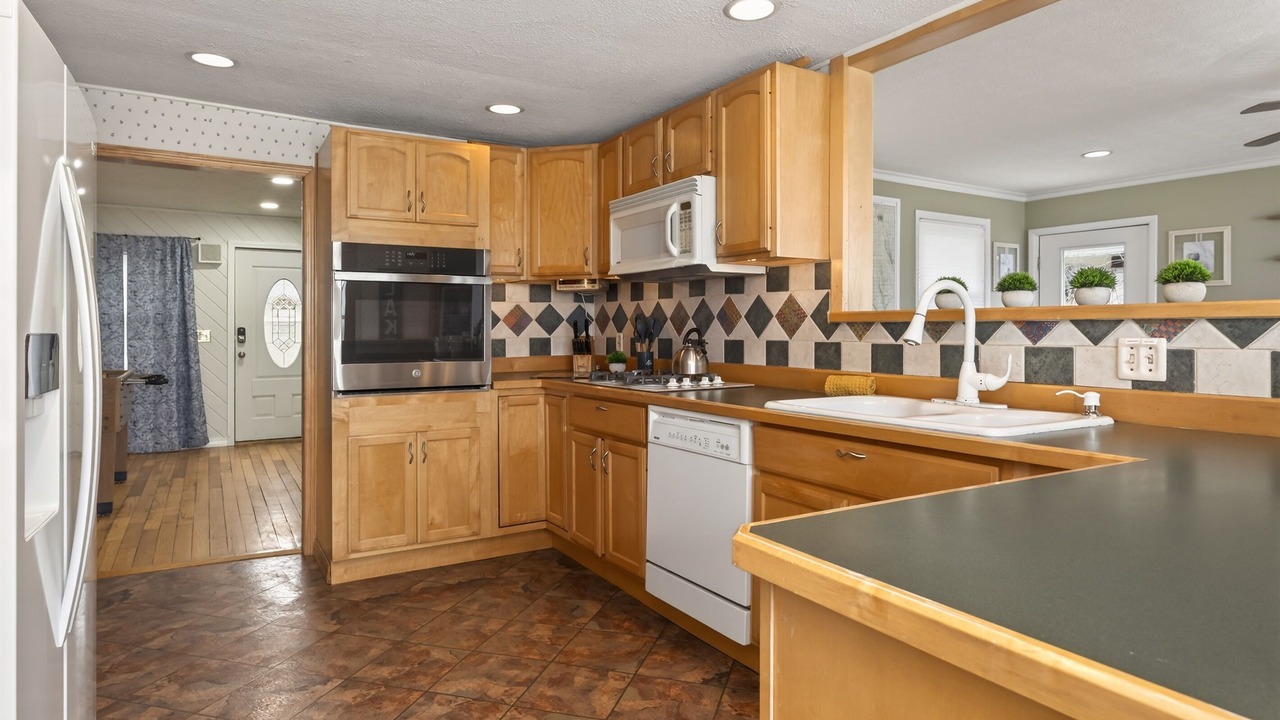 Photo of Kitchen in Seneca Falls
