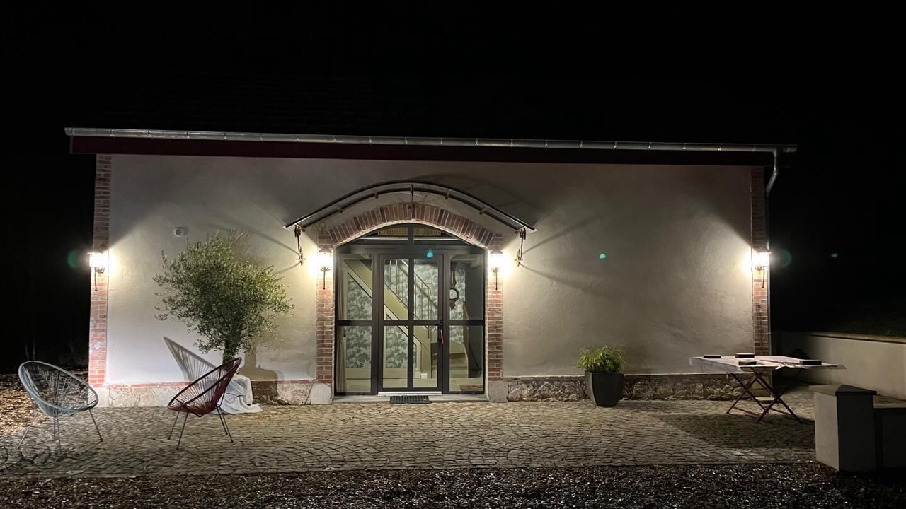 Photo of Patio Balcony in Les Grandes-Loges