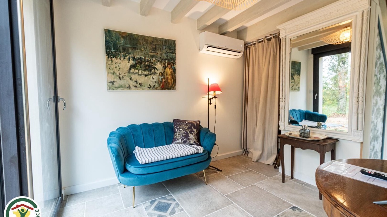 Photo of Livingroom in Les Grandes-Loges