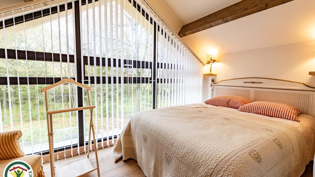 Photo of Bedroom in Les Grandes-Loges