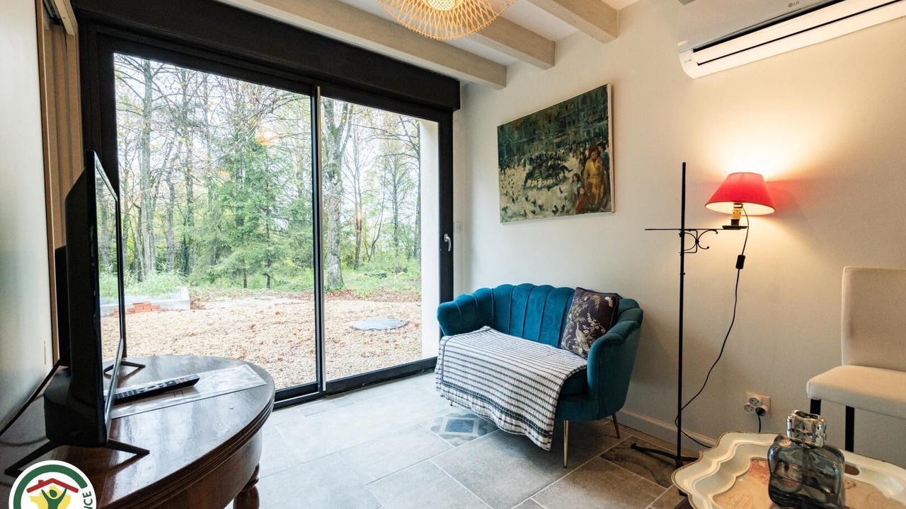 Photo of Livingroom in Les Grandes-Loges