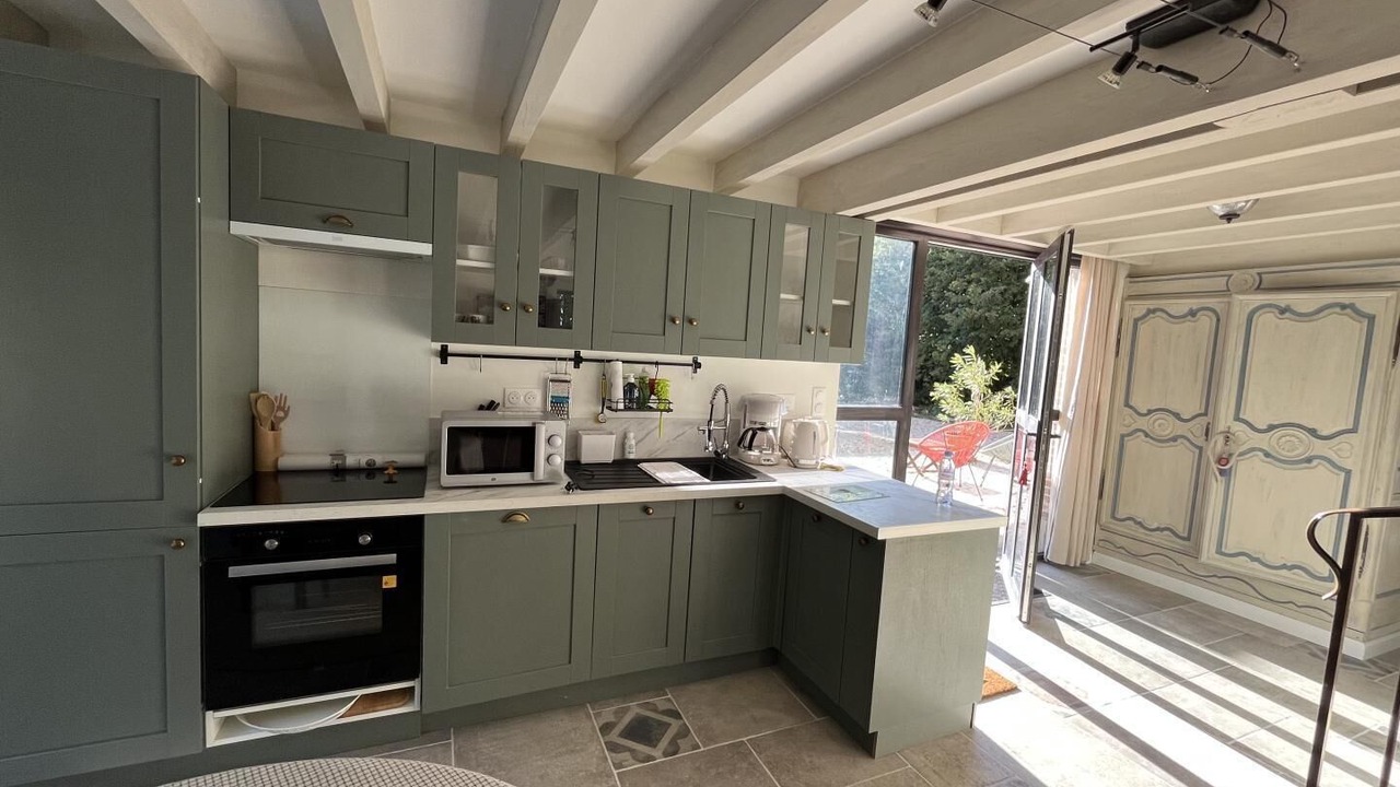 Photo of Kitchen in Les Grandes-Loges