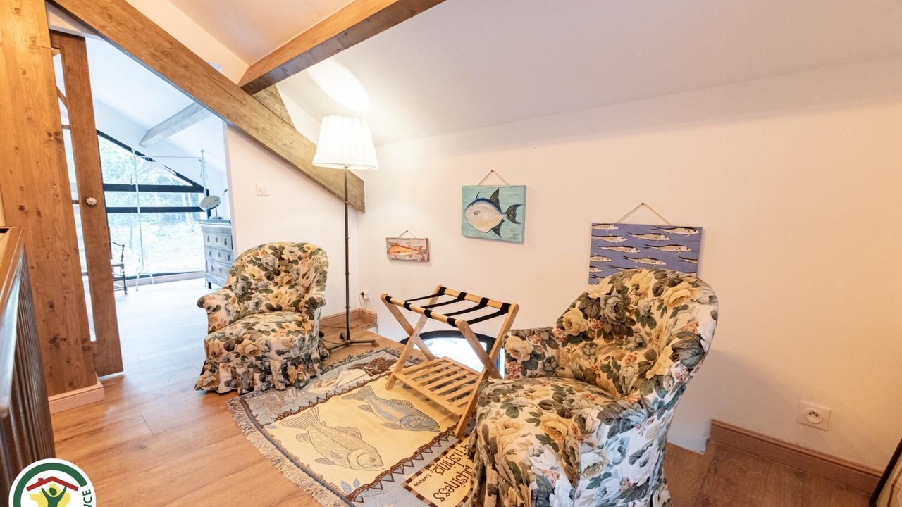 Photo of Others in Les Grandes-Loges