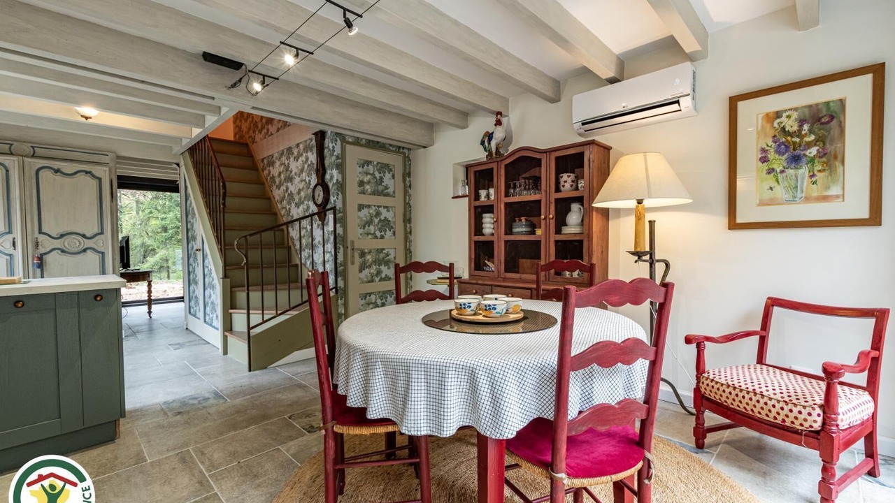 Photo of Others in Les Grandes-Loges