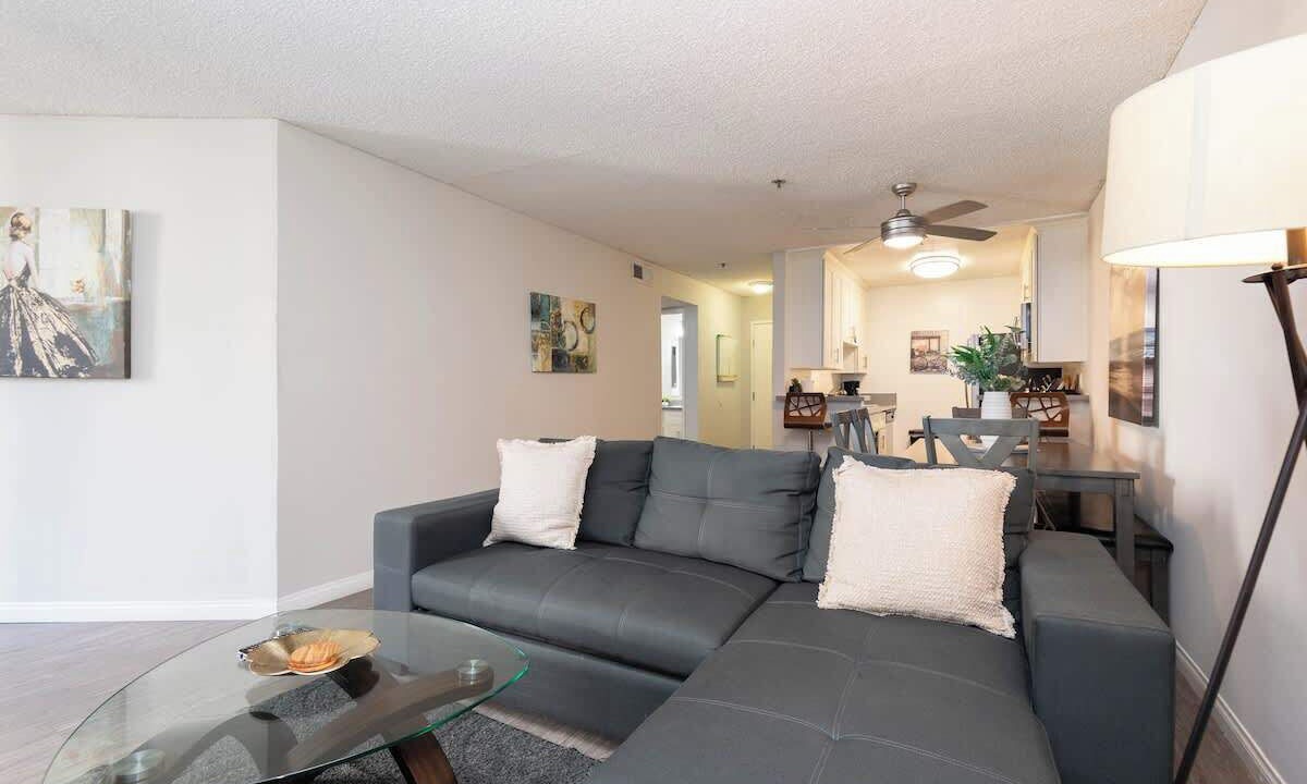 Photo of Livingroom in Hollywood
