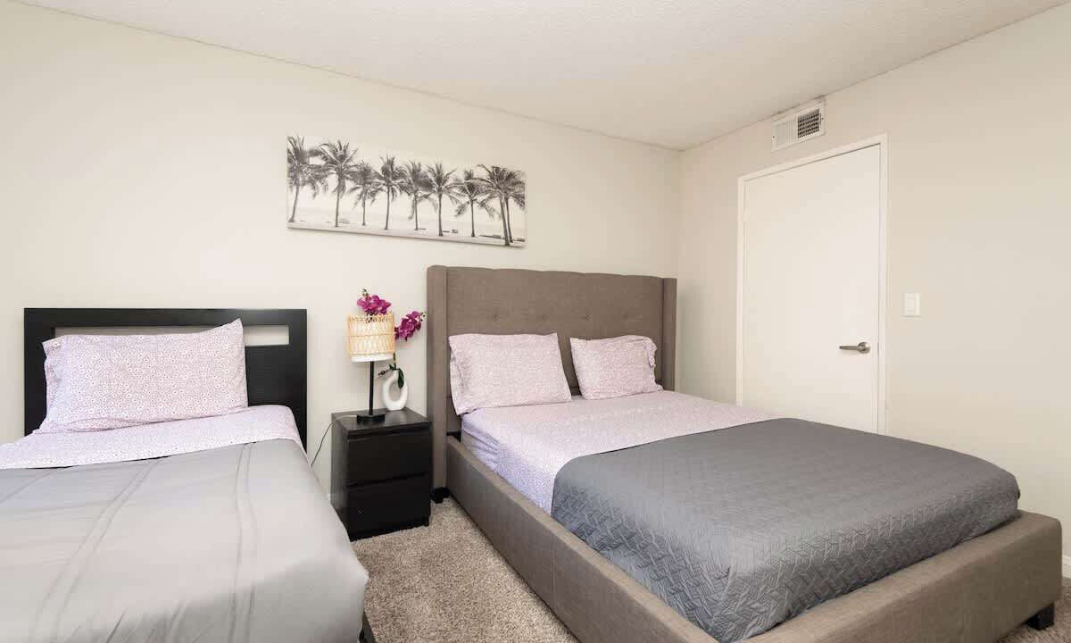 Photo of Bedroom in Hollywood