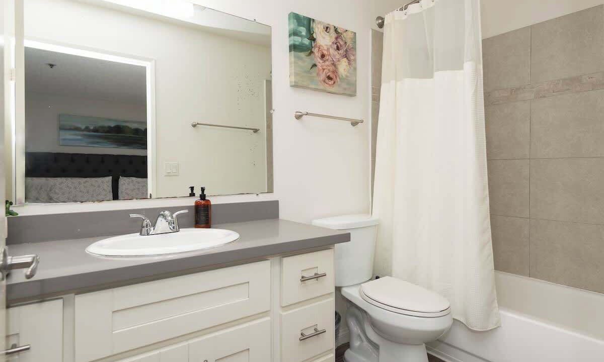 Photo of Bathroom in Hollywood