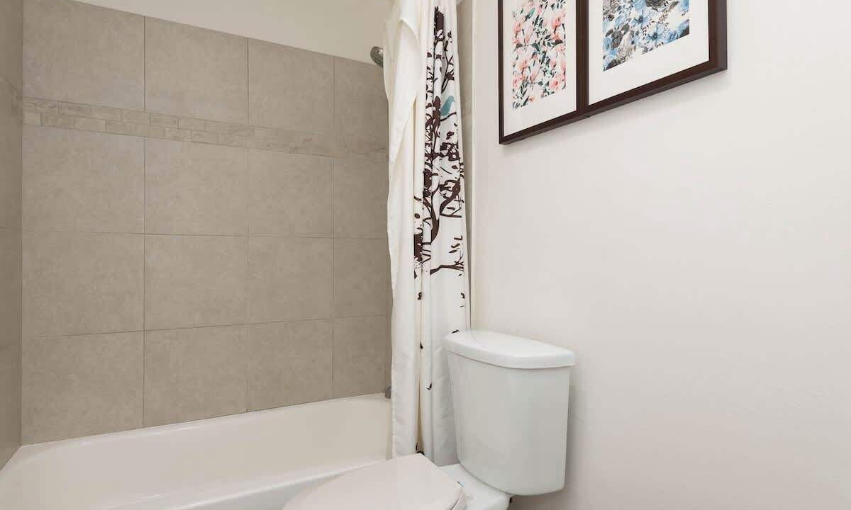 Photo of Bathroom in Hollywood