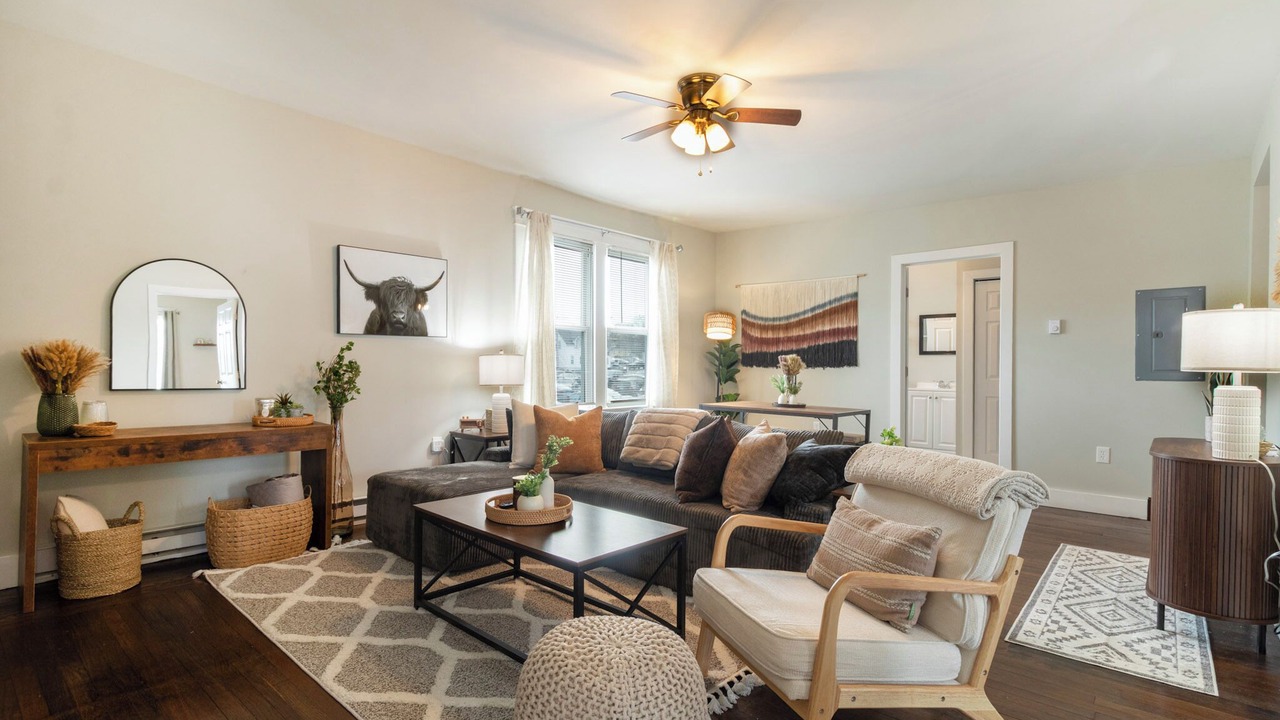 Photo of Livingroom in Groton