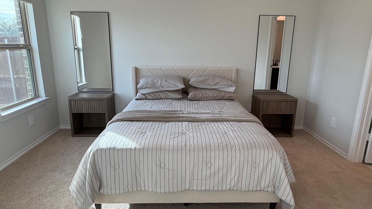 Photo of Bedroom in Weston
