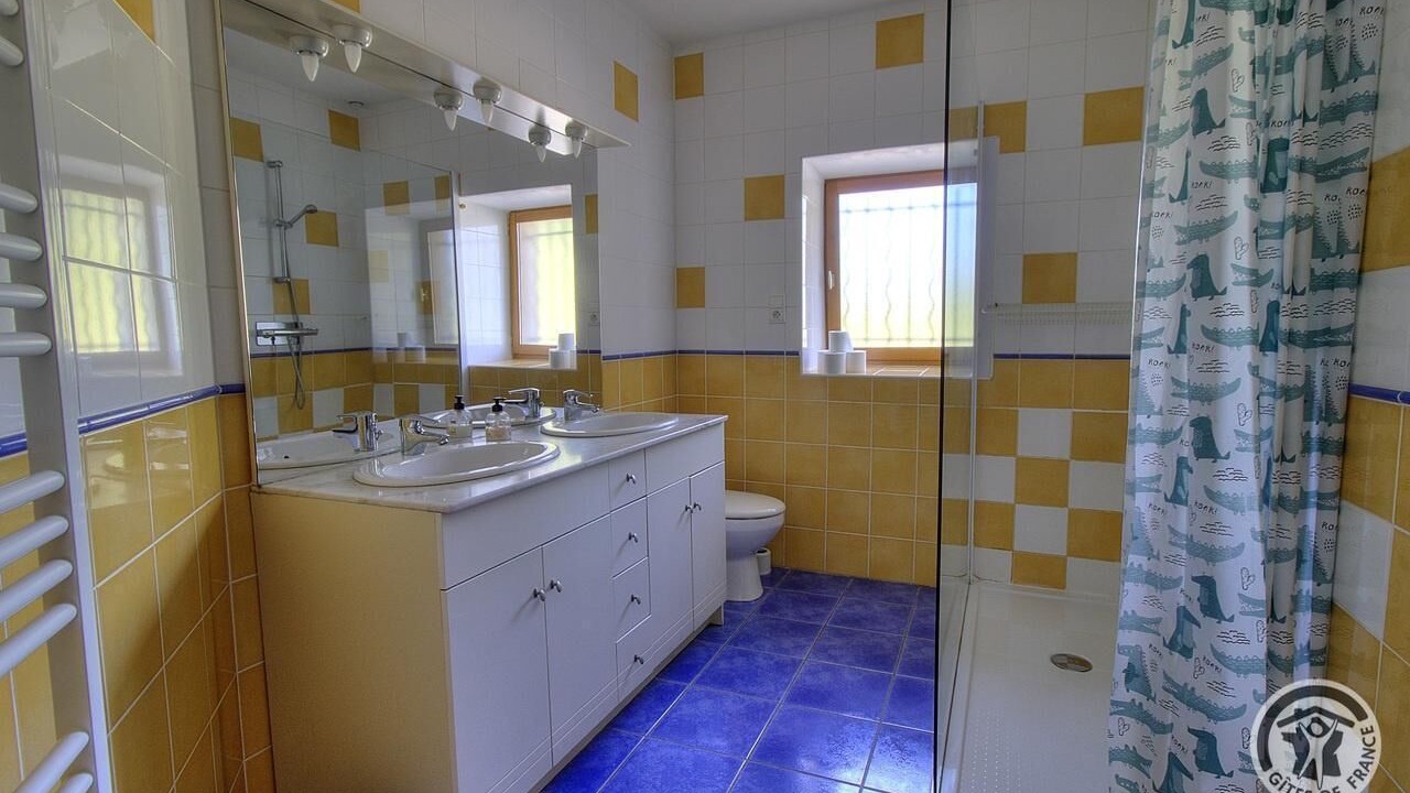 Photo of Bathroom in Longessaigne