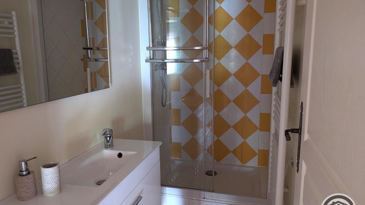Photo of Bathroom in Saint-Julien