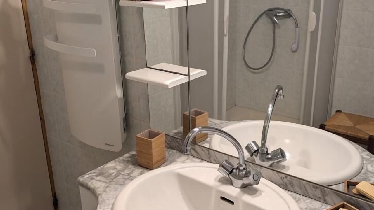Photo of Bathroom in Chambost-Longessaigne