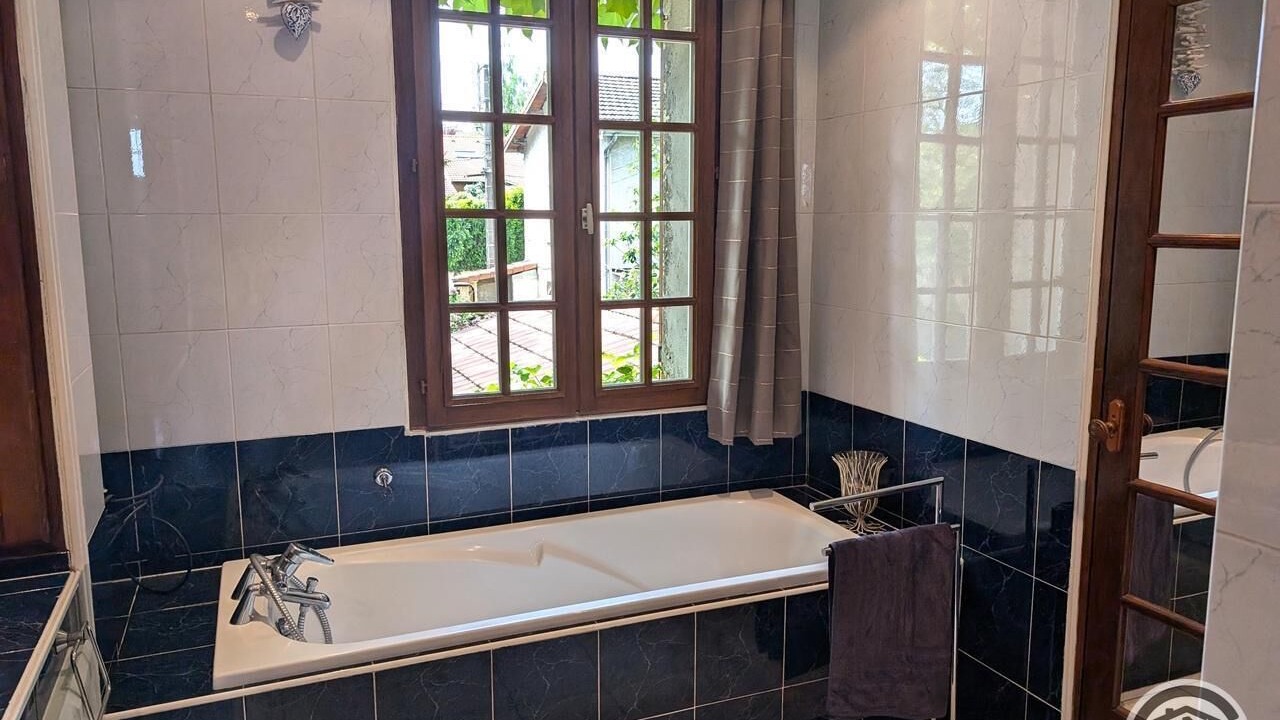 Photo of Bathroom in Saint-Priest