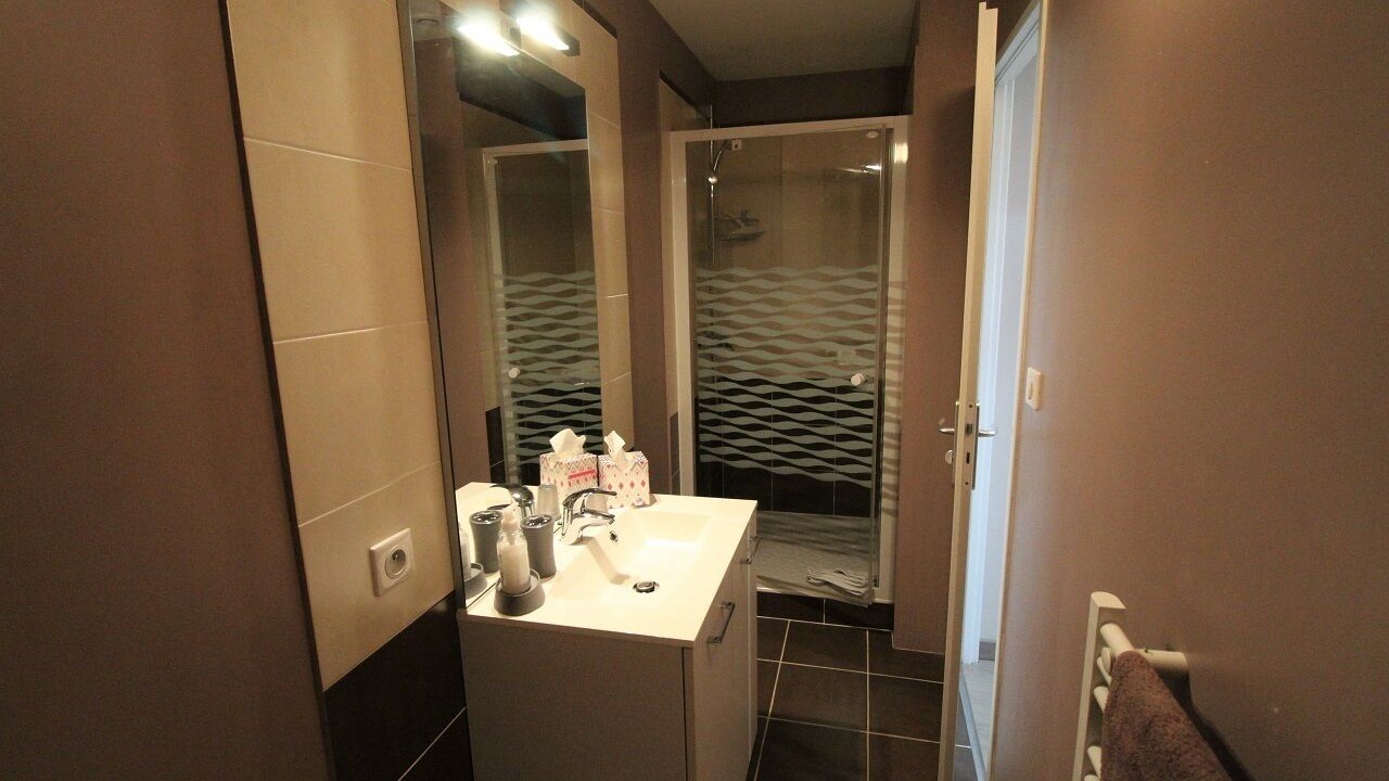 Photo of Bathroom in Saint-Genis-Laval