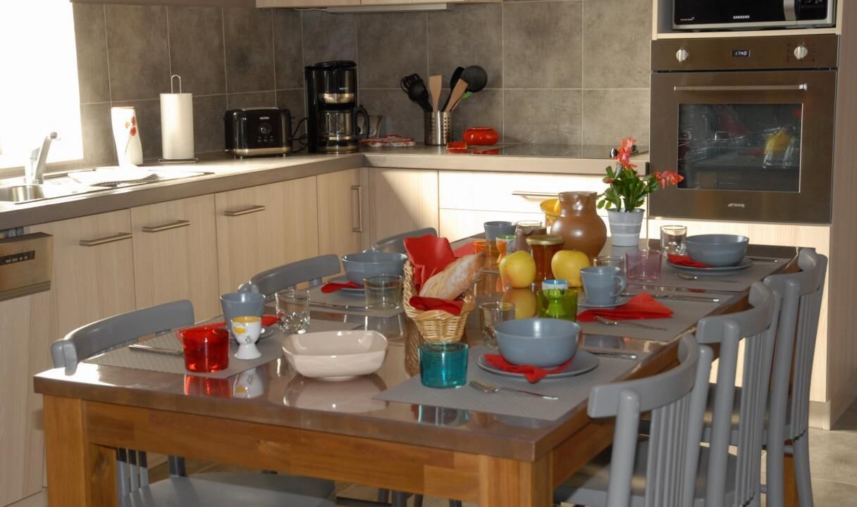 Photo of Kitchen in Saint-Genis-Laval