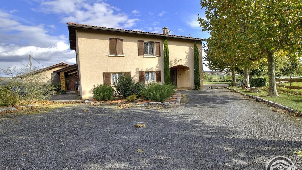 Photo of Outdoor in Sarcey