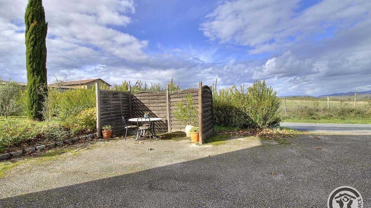 Photo of Outdoor in Sarcey