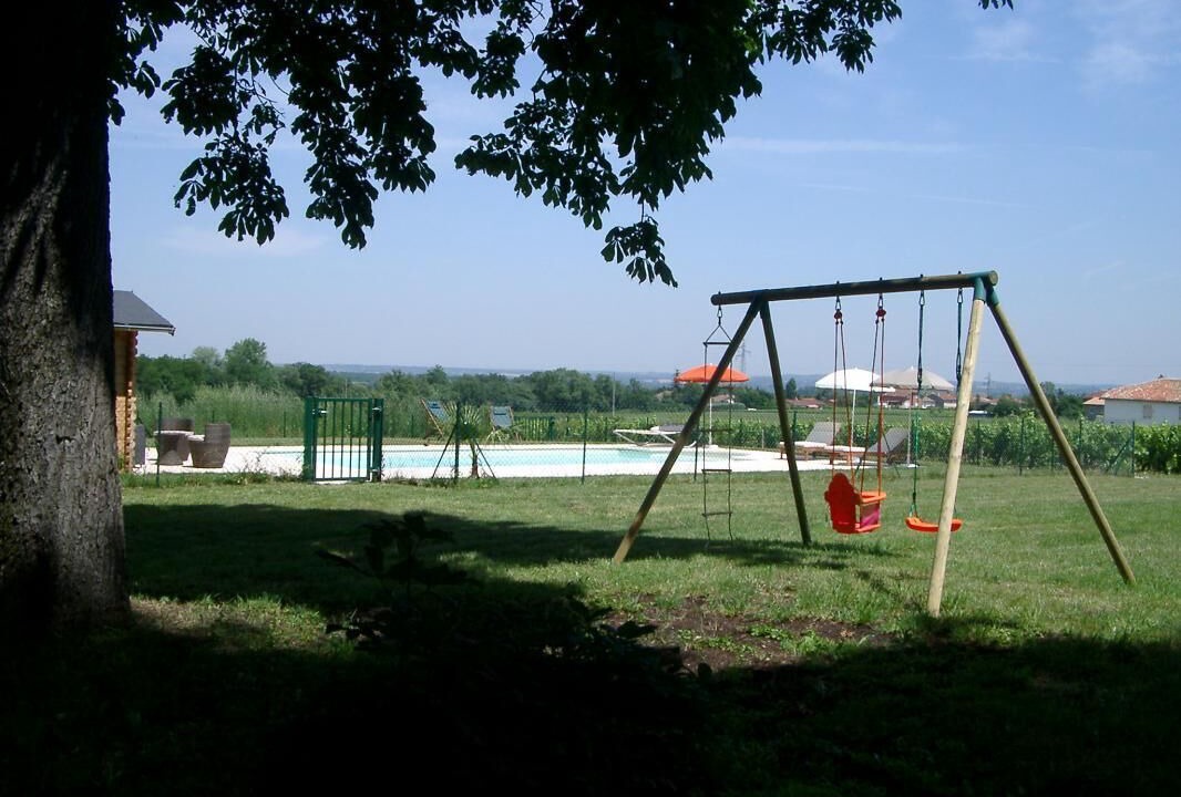 Photo of Others in Arnas