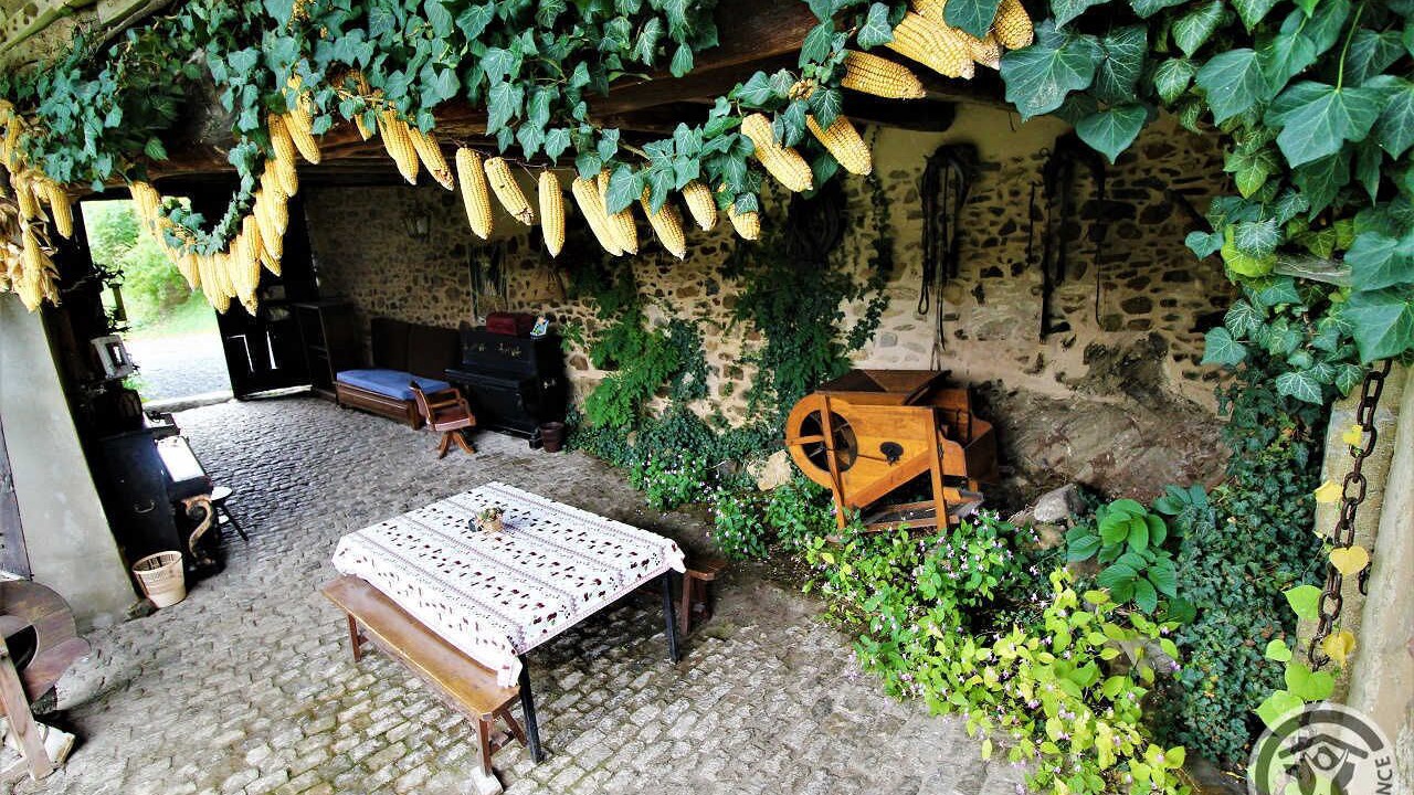 Photo of Outdoor in Bessenay