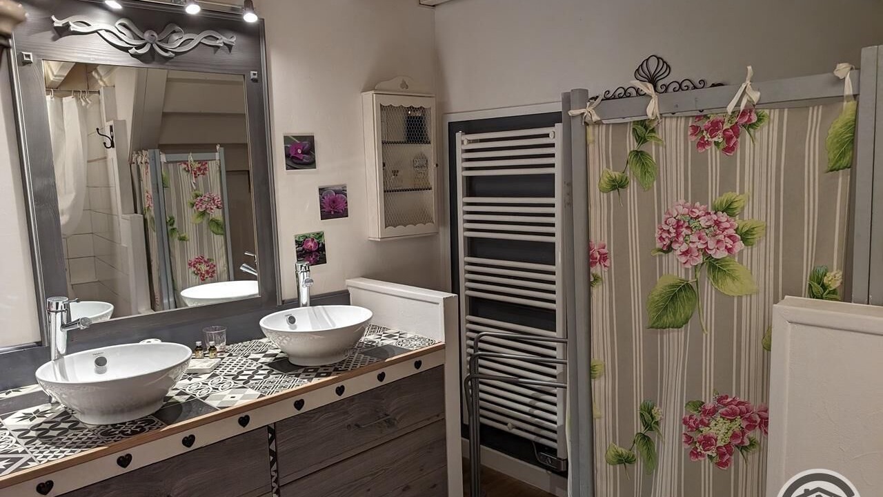 Photo of Bathroom in Vernay