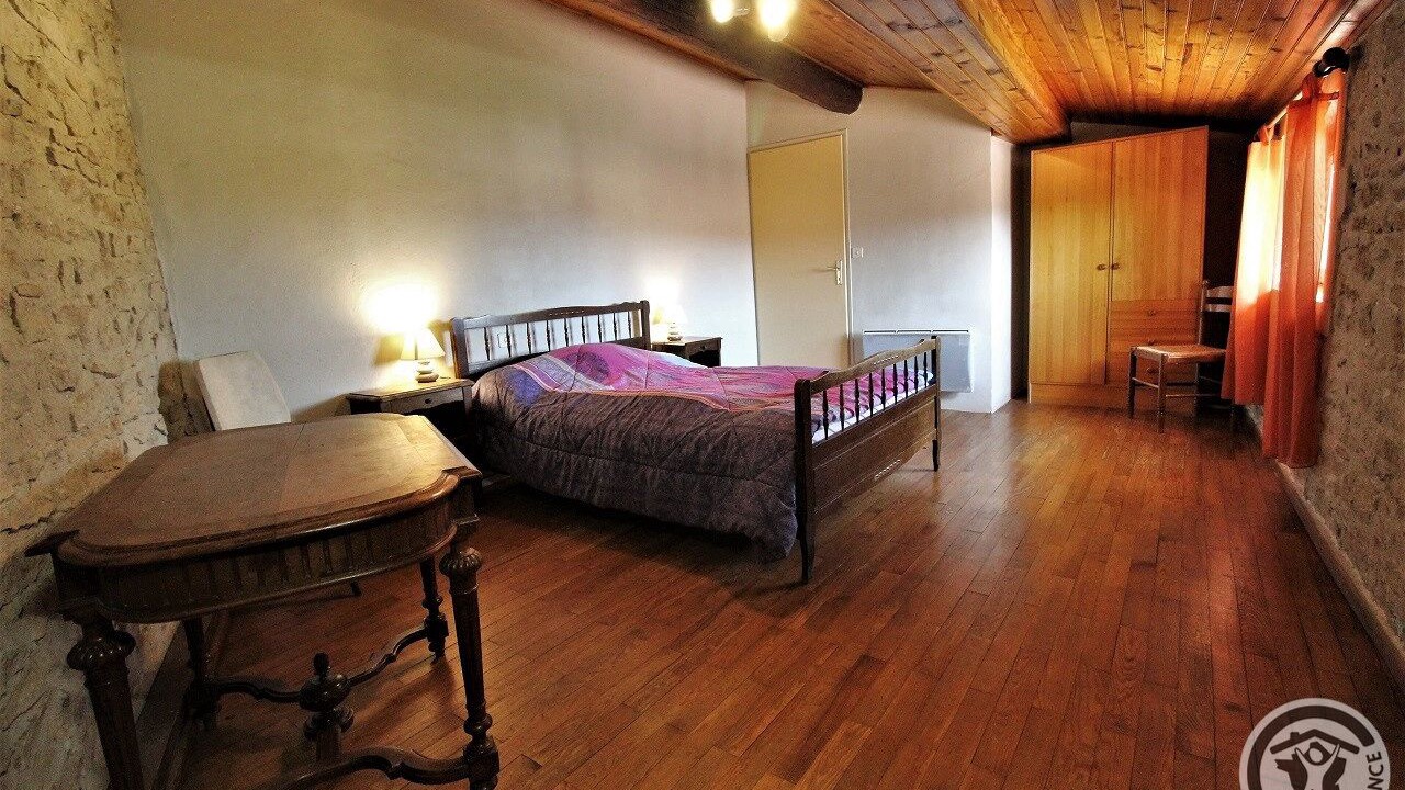 Photo of Bedroom in Morance