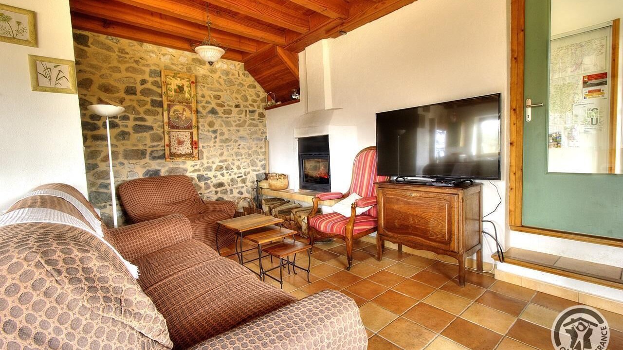 Photo of Livingroom in Poule-les-Echarmeaux