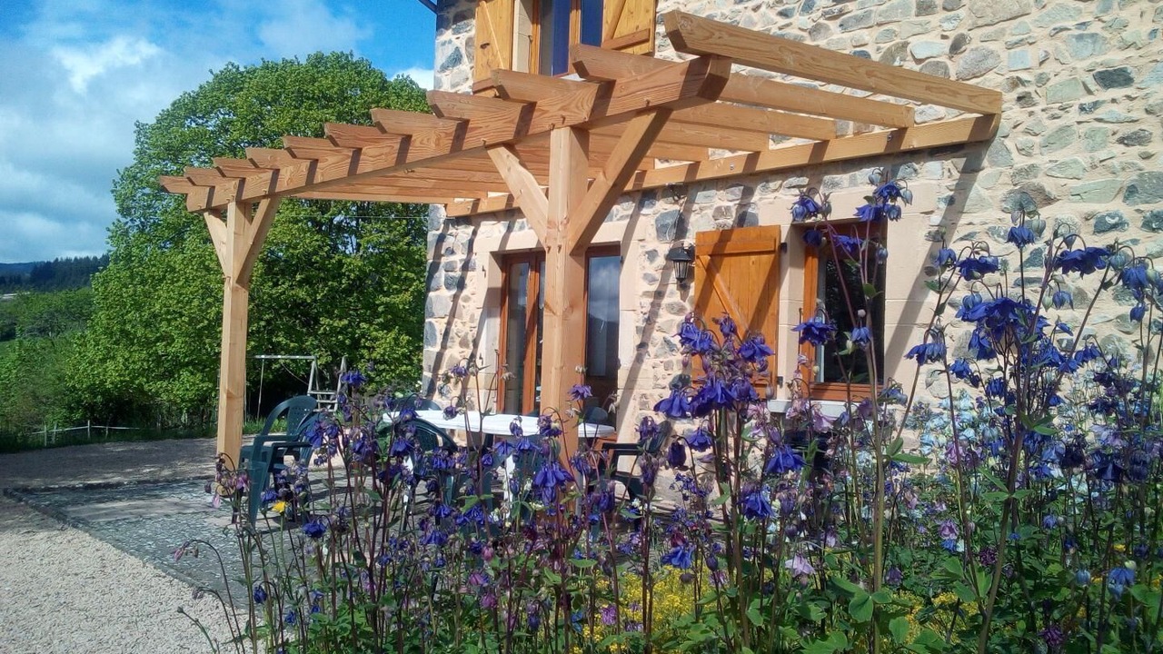 Photo of Others in Poule-les-Echarmeaux