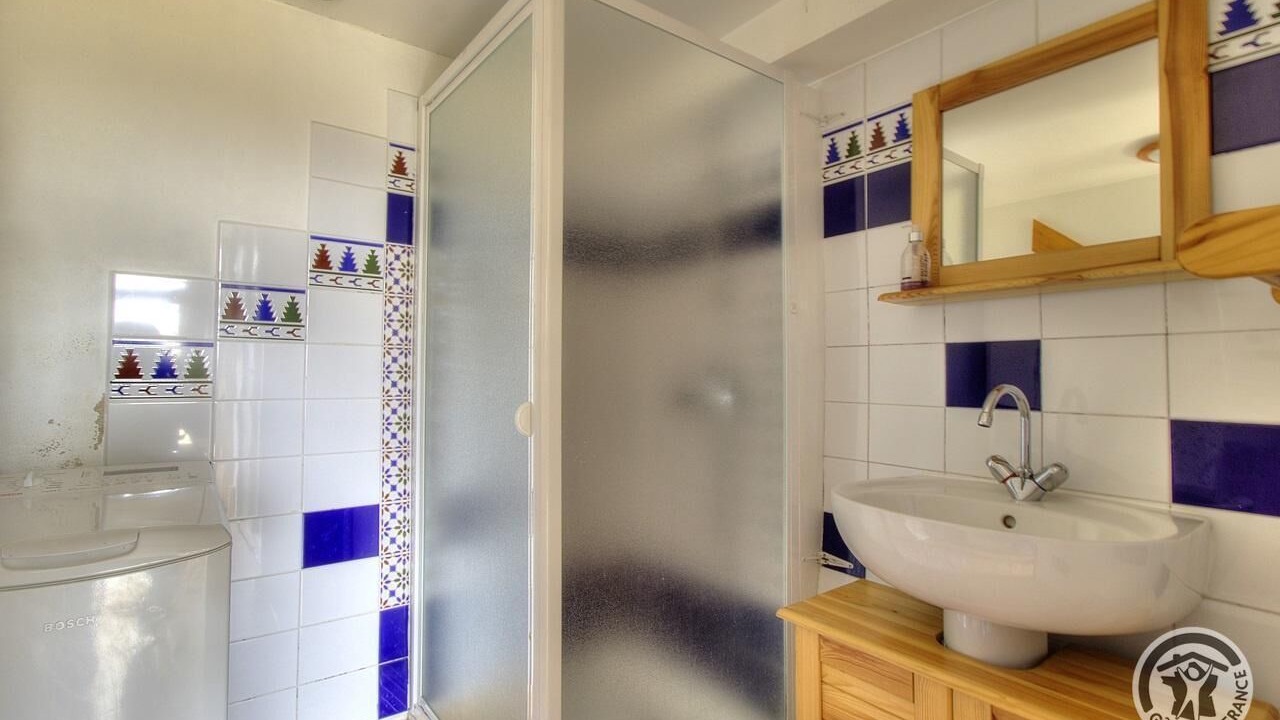 Photo of Bathroom in Poule-les-Echarmeaux