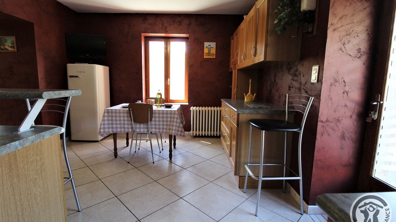 Photo of Others in Longes