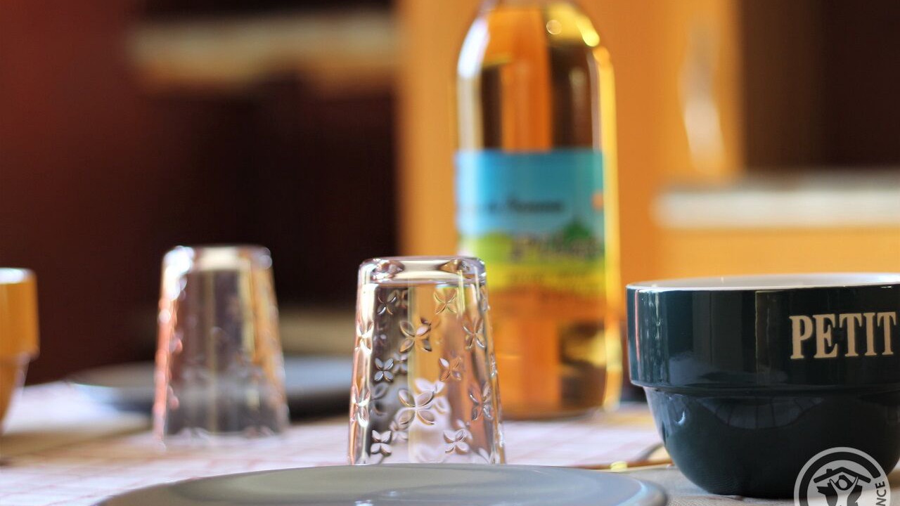 Photo of Others in Longes