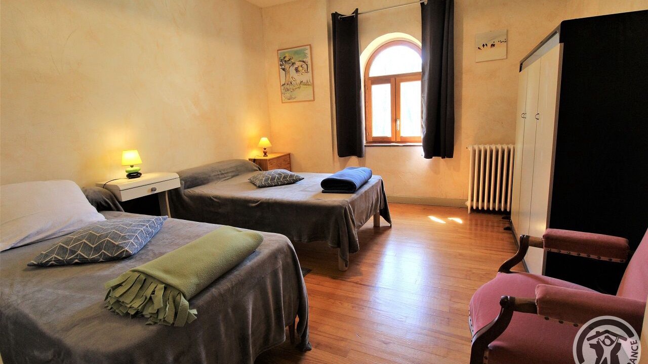 Photo of Bedroom in Longes