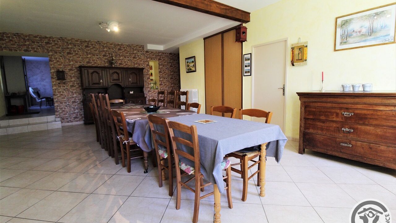 Photo of Others in Longes