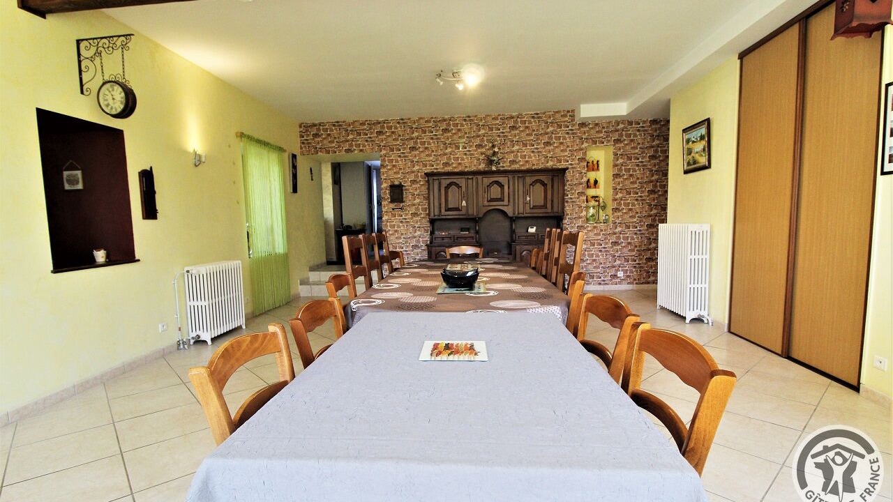 Photo of Others in Longes