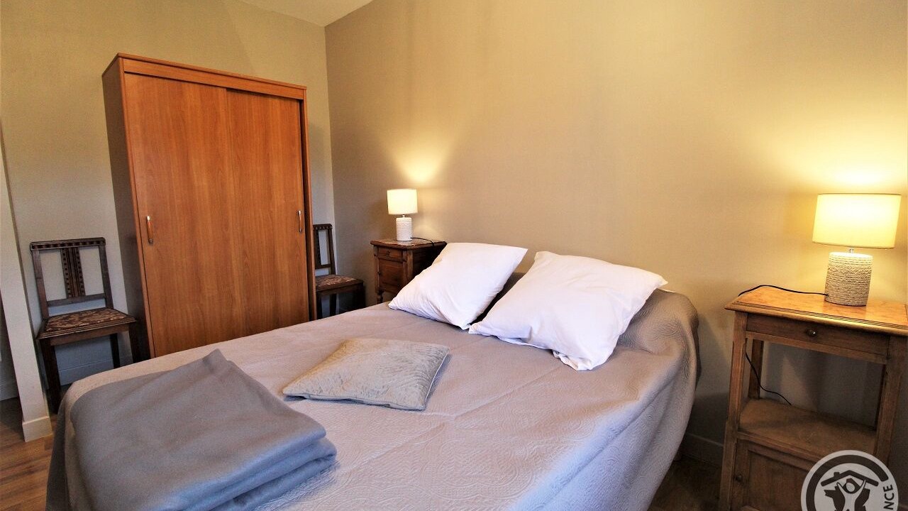 Photo of Bedroom in Longes