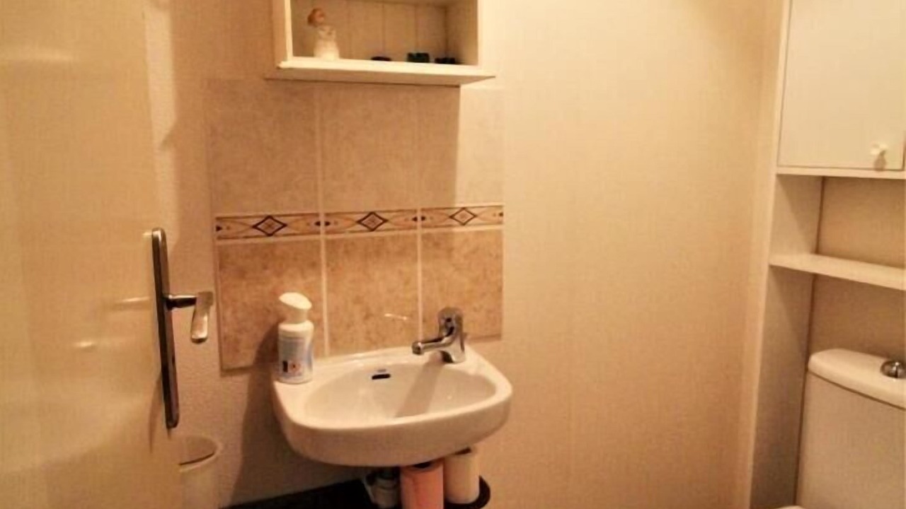 Photo of Bathroom in Longes
