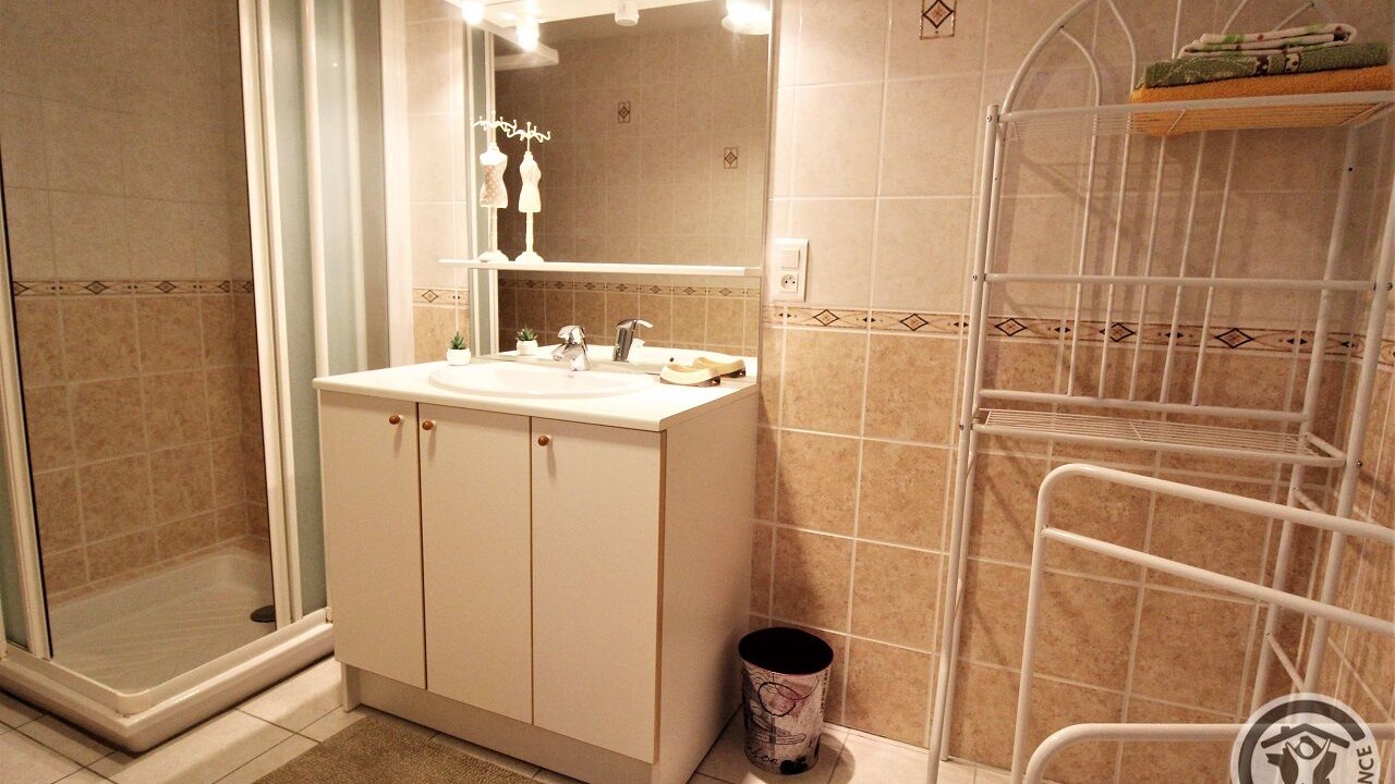 Photo of Bathroom in Longes